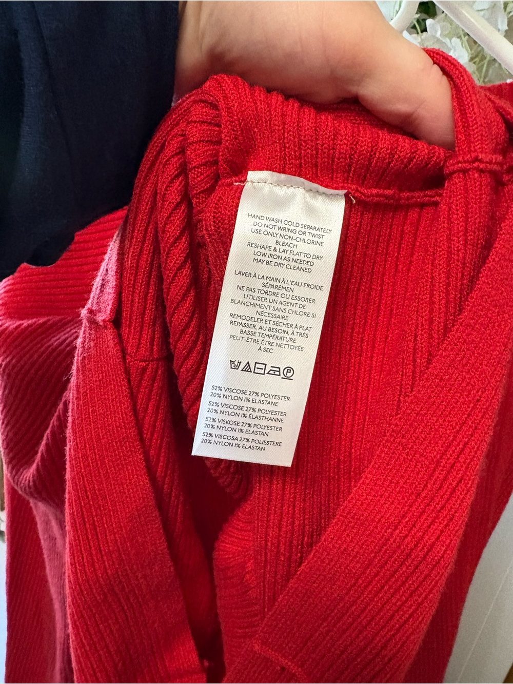 Maeve Red Ribbed V-Neck Sweater - Picture 6 of 6